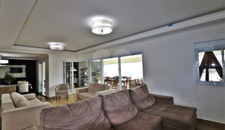 Apartamento à venda com 3 suítes em Santa Teresinha, São Paulo, SP