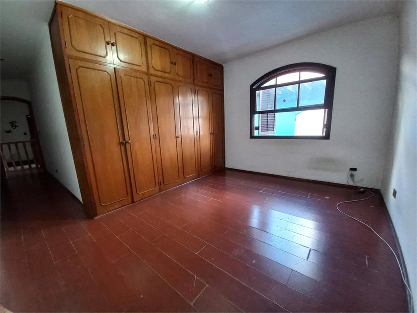 Casa à venda com 3 quartos, sendo 1 suíte, em Jardim das Vertentes, São Paulo, SP