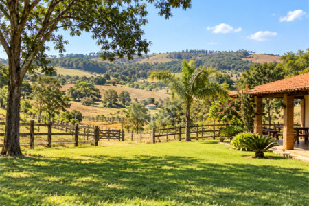 Terreno à venda com 4 quartos, sendo 3 suítes,  em Mombuca, Itatiba, SP