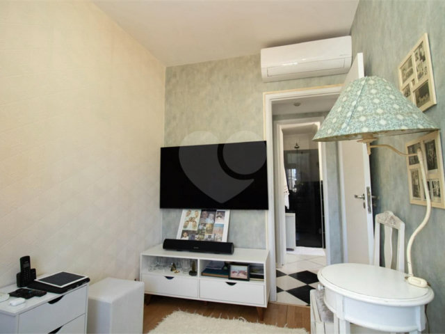 Apartamento à venda com 2 quartos em Moema, São Paulo, SP