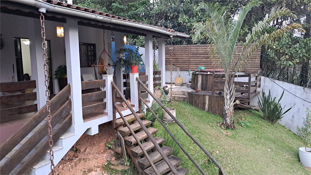 Casa à venda com 3 quartos, sendo 1 suíte, em Chácara Arantes, Mairiporã, SP