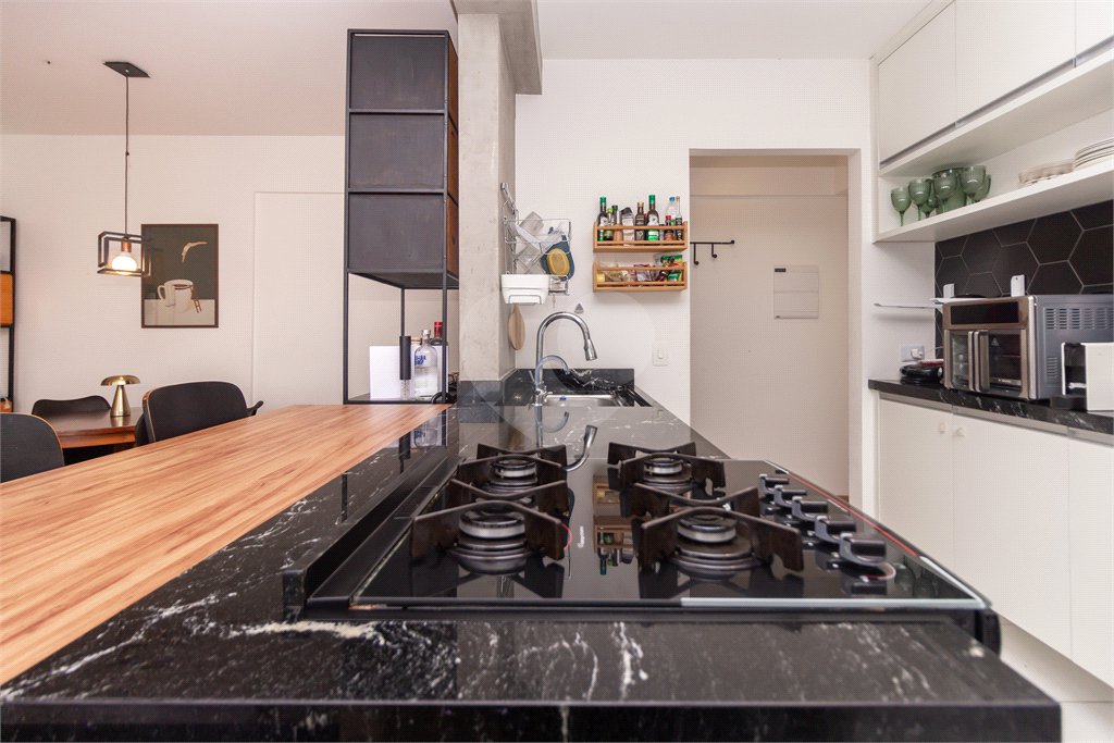 Apartamento à venda com 2 quartos, sendo 1 suíte, em Saúde, São Paulo, SP