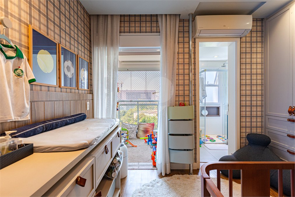 Apartamento à venda com 3 suítes em Jardim Fonte do Morumbi, São Paulo, SP