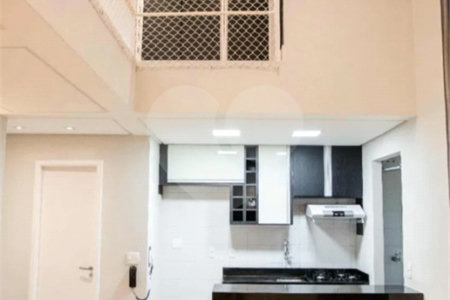 Apartamento à venda com 1 quarto em Vila Suzana, São Paulo, SP