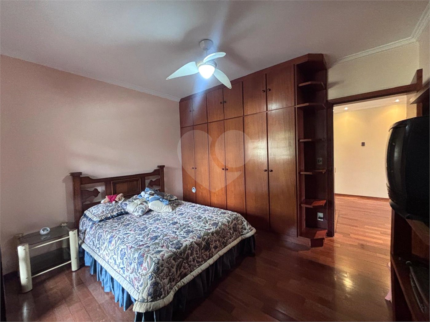 Casa à venda com 4 quartos, sendo 2 suítes,  no condomínio Granja Olga Ii, Sorocaba - SP