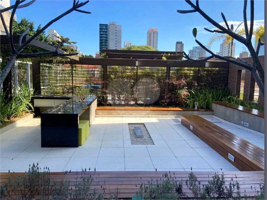 Apartamento à venda com 2 quartos, sendo 1 suíte, em Vila Olímpia, São Paulo, SP