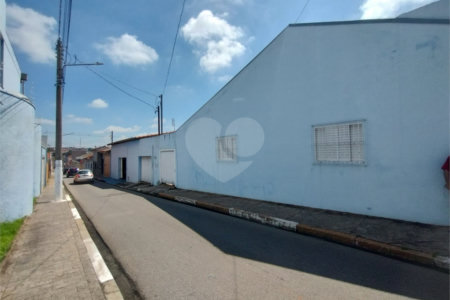 Casa à venda com 2 quartos no Centro, Itapetininga, SP