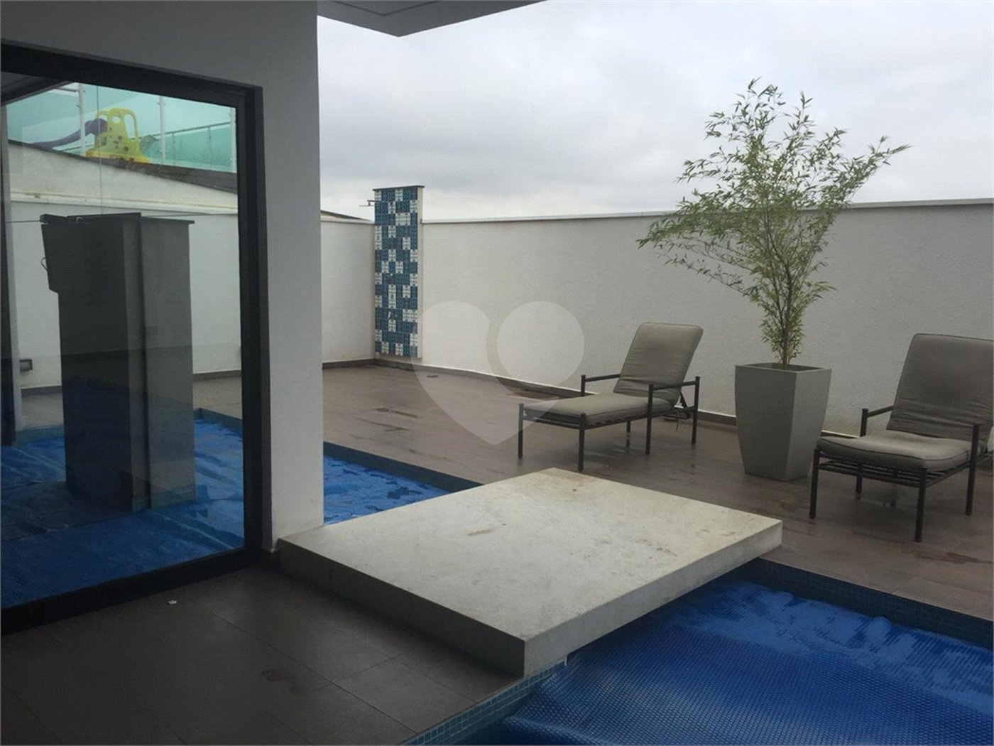 Casa à venda com 6 quartos, sendo 3 suítes, no condomínio Jardim Vila Paradiso, Indaiatuba - SP