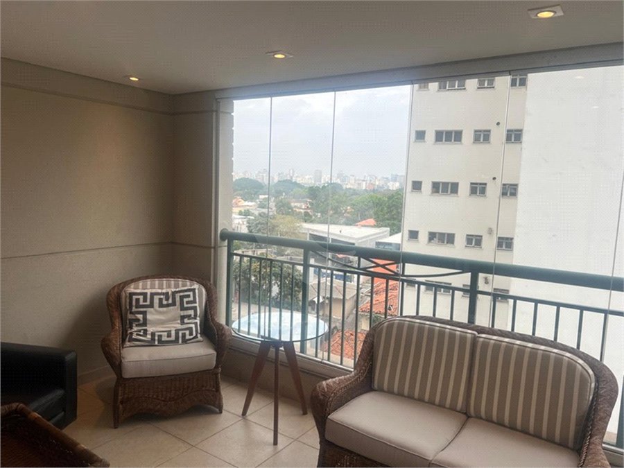 Apartamento para alugar com 3 quartos, sendo 2 suítes, em Jardim Paulista, São Paulo, SP