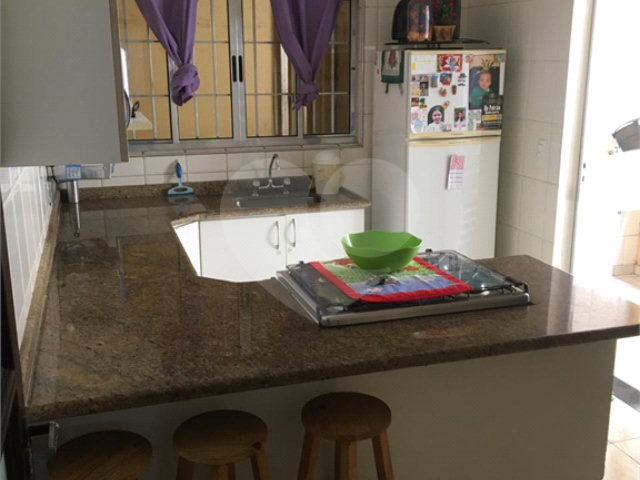 Sobrado à venda com 3 quartos, sendo 1 suíte,  em Vila Moreira, Guarulhos, SP