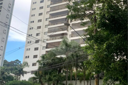 Apartamento à venda com 3 suítes em Vila Suzana, São Paulo, SP