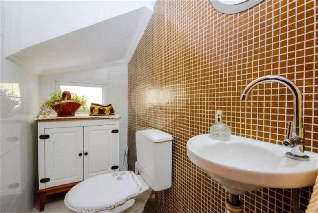 Casa à venda com 3 quartos, sendo 1 suíte, em Parque Continental I, Guarulhos, SP