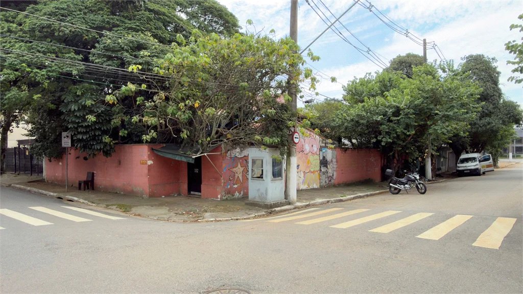 Casa à venda com 3 quartos, sendo 1 suíte,  em Brooklin Novo, São Paulo, SP