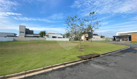 Terreno à venda no condomínio Alphaville Nova Esplanada 3, Votorantim - SP