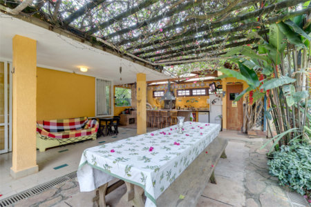 Casa Térrea à venda ou para alugar com 5 quartos, sendo 2 suítes,  em Jardim Prudência, São Paulo, SP