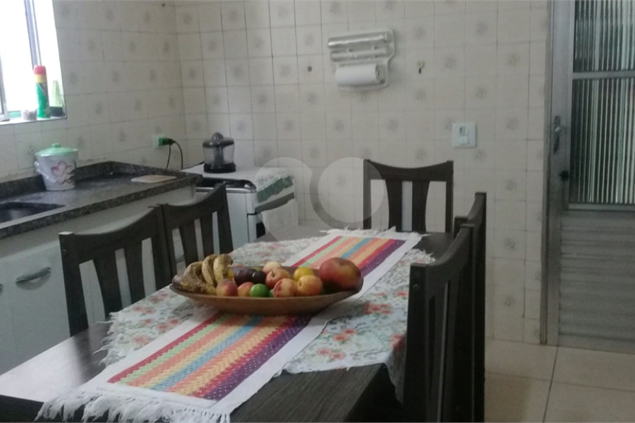 Sobrado à venda com 2 quartos em Tremembé, São Paulo, SP