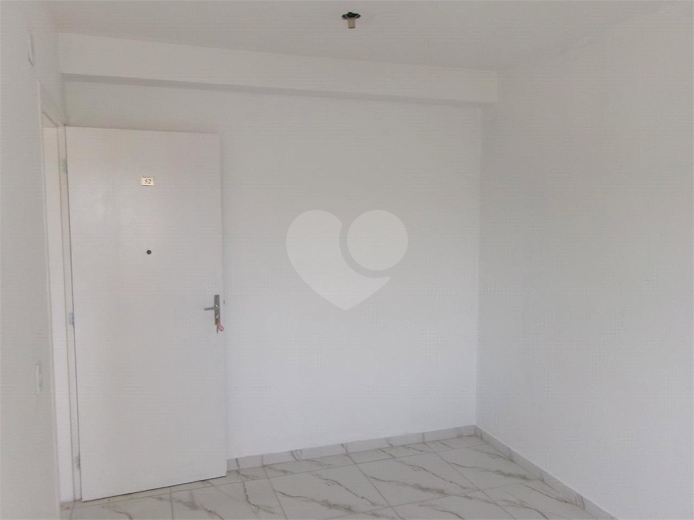 Apartamento à venda com 2 quartos em Jardim Arco-íris, Cotia, SP