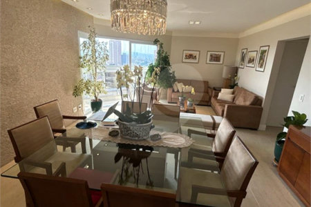 Apartamento à venda com 3 suítes em Santa Teresinha, São Paulo, SP