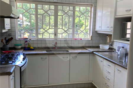 Casa à venda com 6 quartos, sendo 3 suítes,  em Marambaia, Vinhedo, SP