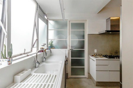 Apartamento à venda com 3 quartos, sendo 1 suíte, em Jardim Paulista, São Paulo, SP