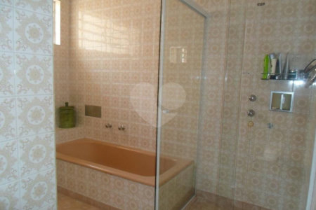 Sobrado à venda com 4 quartos, sendo 1 suíte,  em Jardim São Paulo(zona Norte), São Paulo, SP