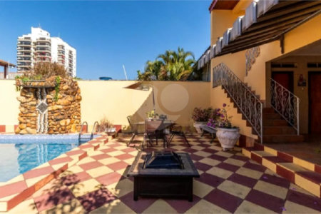 Sobrado à venda com 5 quartos, sendo 4 suítes, em Vila Galvão, Guarulhos, SP