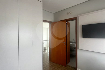Casa à venda com 3 suítes no condomínio Residencial Terra Nobre, Indaiatuba - SP