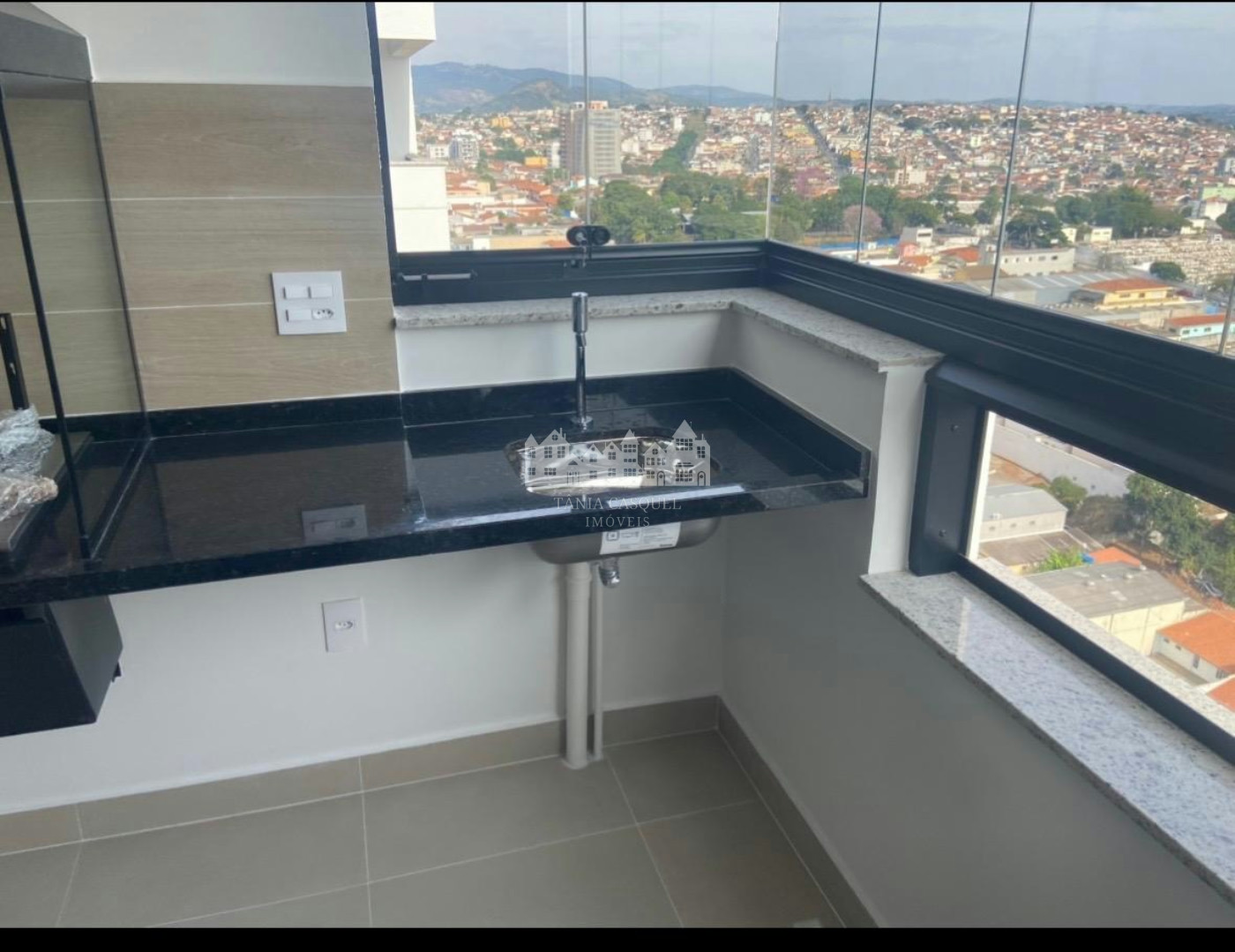 Apartamento à venda com 2 suítes em Alvinópolis, Atibaia, SP