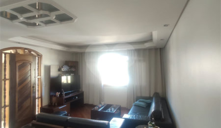 Sobrado à venda com 3 quartos, sendo 1 suíte, em Horto Florestal, São Paulo, SP