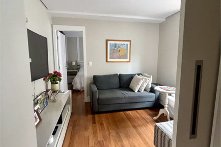 Casa à venda com 4 quartos, sendo 3 suítes,  no condomínio Vila Carmel, São Paulo - SP