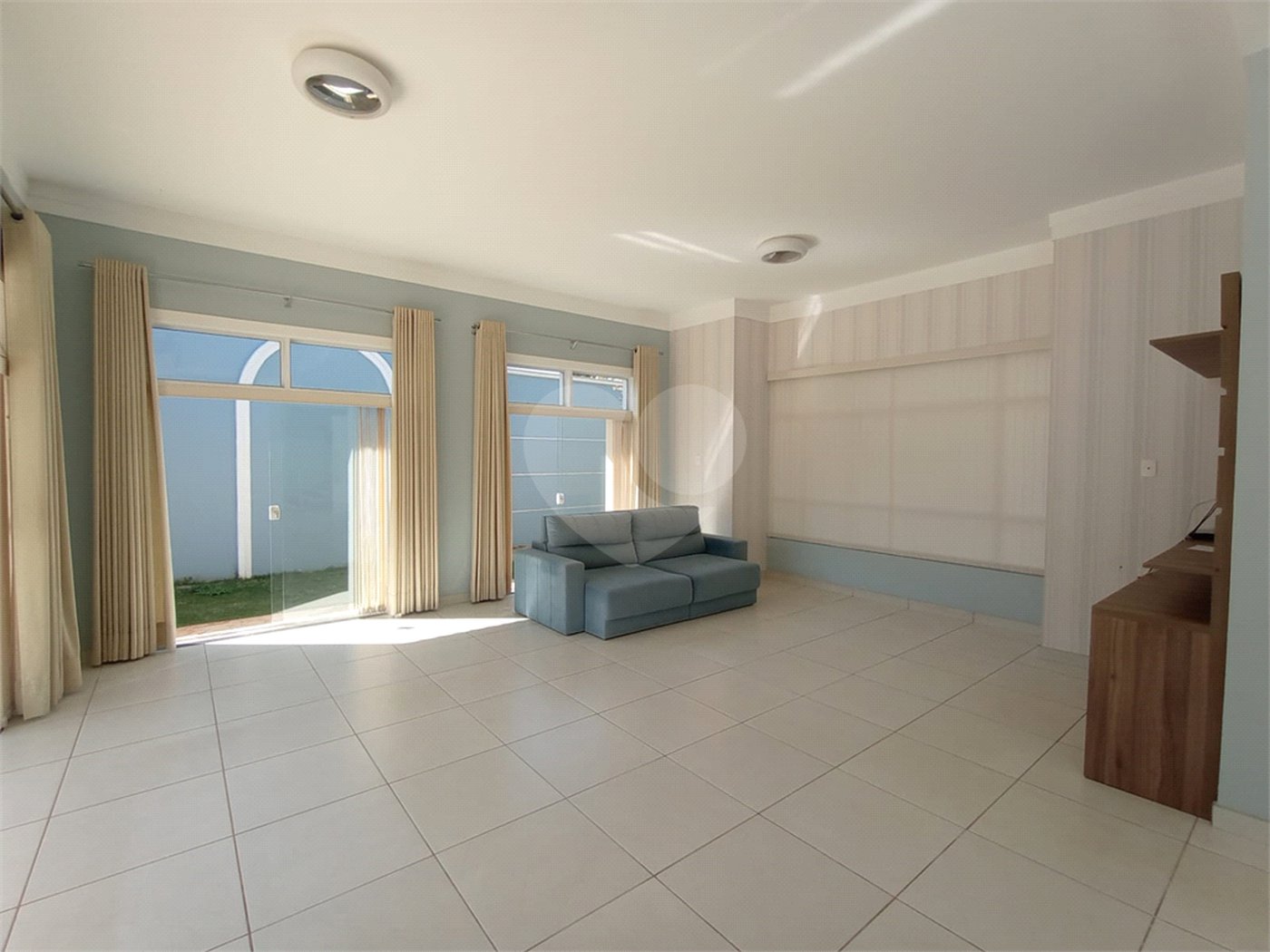 Casa à venda com 3 suítes em Vila Nastri, Itapetininga, SP