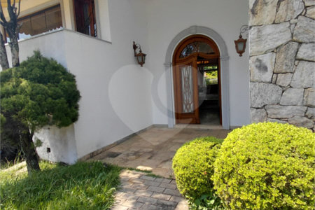 Casa à venda com 4 suítes no condomínio Ville Bourghese, São Paulo - SP