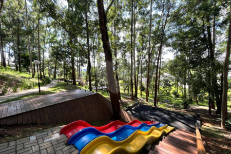 Casa à venda com 5 quartos, sendo 3 suítes, no condomínio Santa Teresa 1, Vinhedo - SP