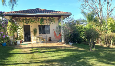 Chácara à venda com 4 quartos, sendo 3 suítes,  em Monterrey, Louveira, SP