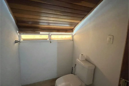 Sobrado à venda com 4 quartos, sendo 1 suíte, em Vila Cordeiro, São Paulo, SP