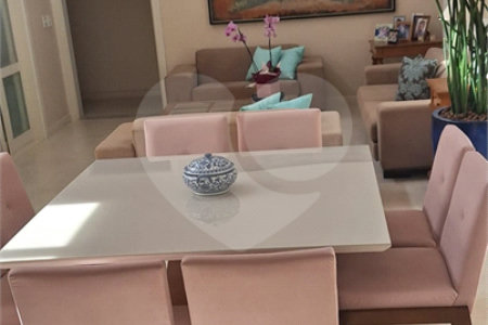 Casa à venda com 3 suítes em Condomínio Flamboyant-b, Atibaia, SP