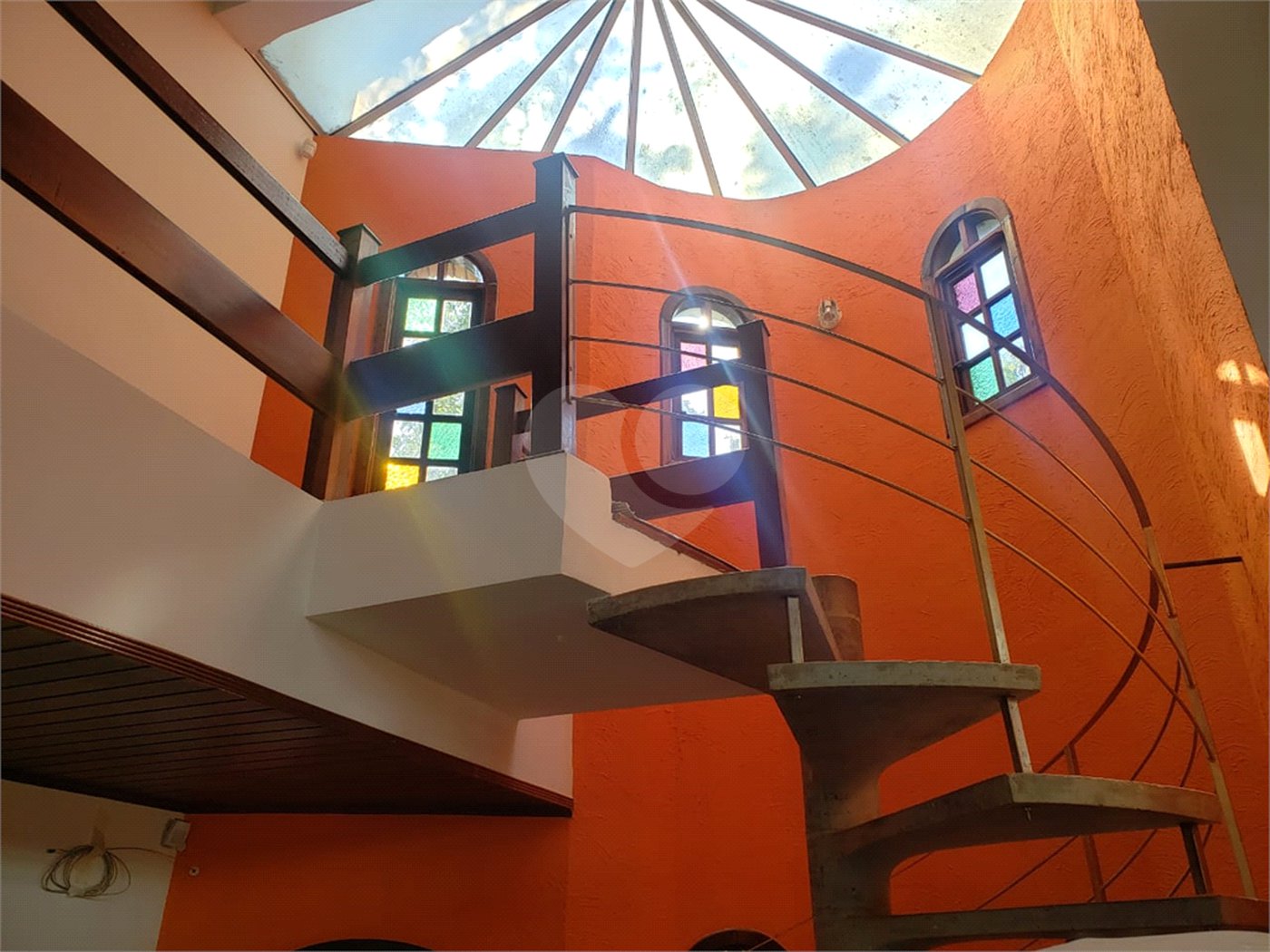 Sobrado à venda com 4 quartos, sendo 1 suíte,  em Jardim Leonor Mendes de Barros, São Paulo, SP