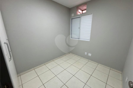Casa à venda com 3 quartos, sendo 1 suíte, no condomínio Terra Nova, Várzea Grande - MT