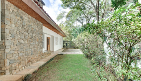 Casa de Vila à venda ou para alugar com 3 suítes em Alto da Boa Vista, São Paulo, SP