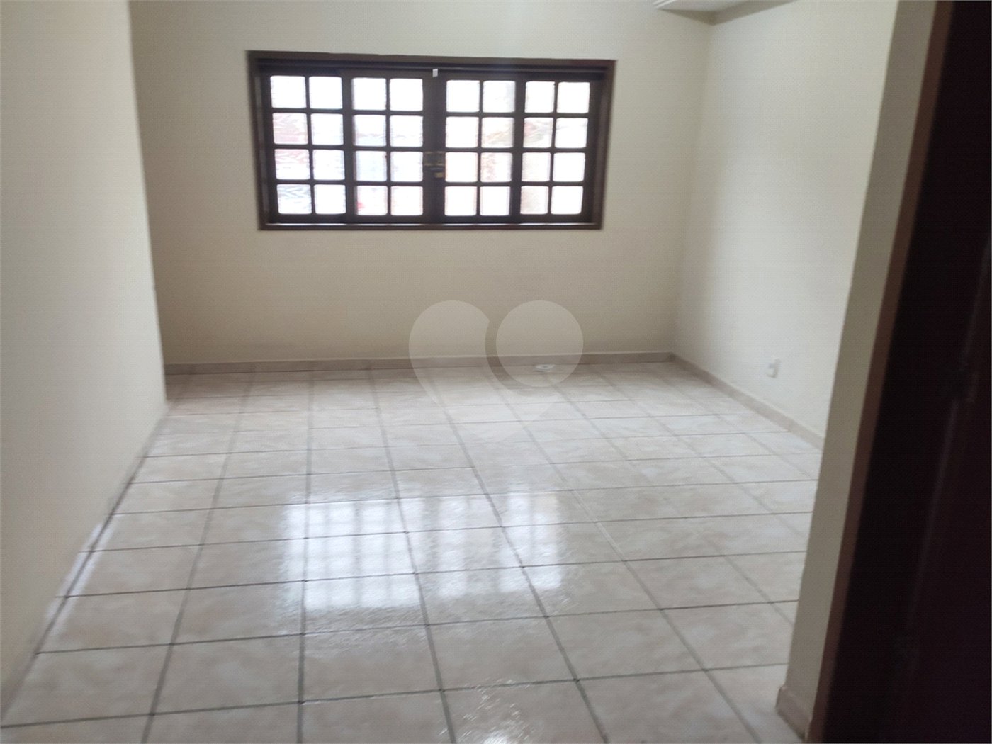 Sobrado para alugar com 3 quartos, sendo 1 suíte, em Jardim Valença, Indaiatuba, SP