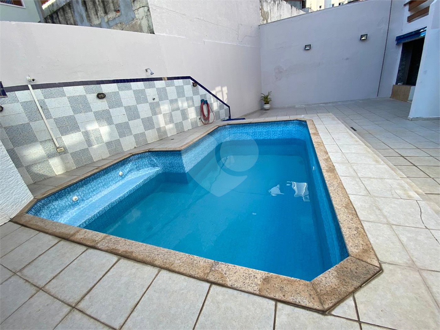 Casa à venda com 4 suítes em Tremembé, São Paulo, SP