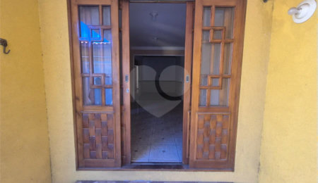 Casa à venda com 3 quartos, sendo 2 suítes,  em Santa Terezinha, Piracicaba, SP