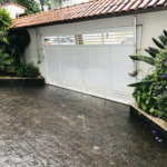 SOBRADO A VENDA NO TREMEMBÉ - 3 DORMS. (1 SUÍTE) E 5 VAGAS