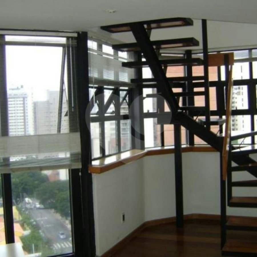 MARAVILHOSA COBERTURA DUPLEX 100 m² ÚTEIS REFORMADA - CAMPO BELO