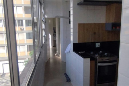 Apartamento Residencial à venda, Pitangueiras, Guarujá - AP0444.
