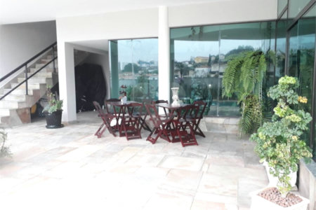 Casa à venda com 5 suítes em Jardim Franca, São Paulo, SP
