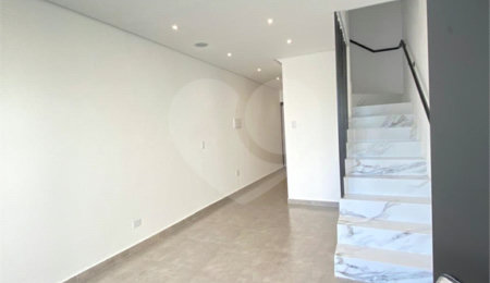 Sobrado à venda com 2 quartos em Jardim Santos Dumont Iii, Mogi das Cruzes, SP