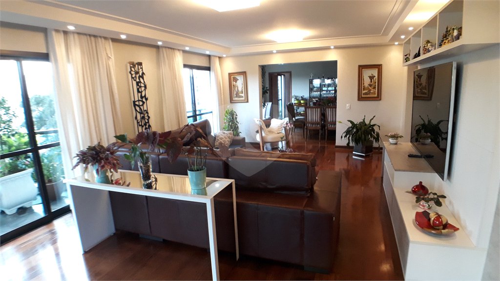 Apartamento à venda com 4 suítes em Santana, São Paulo, SP