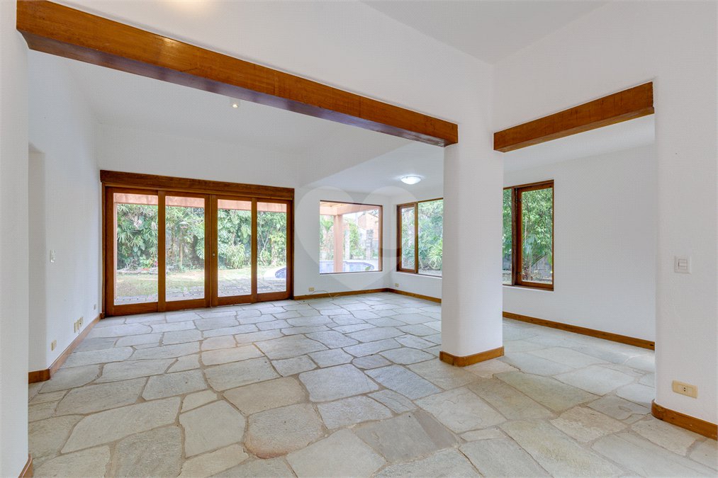 Casa Térrea à venda com 3 quartos, sendo 1 suíte, em Jardim Petrópolis, São Paulo, SP