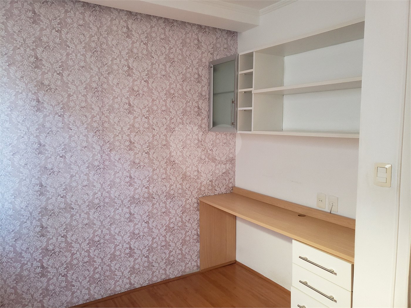 Casa à venda com 4 quartos, sendo 1 suíte,  em Vila Oliveira, Mogi das Cruzes, SP